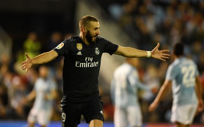 DP体育快讯-鲁索抢点射门轻松写意